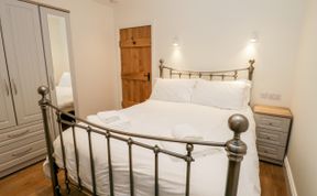 Photo of Cartwheel Cottage at Broadings Farm
