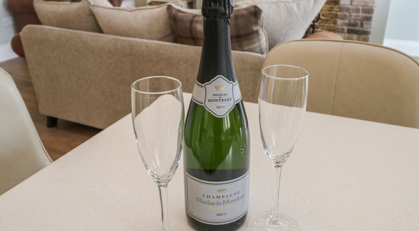 Photo of Shipswheel Cottage at Broadings Farm