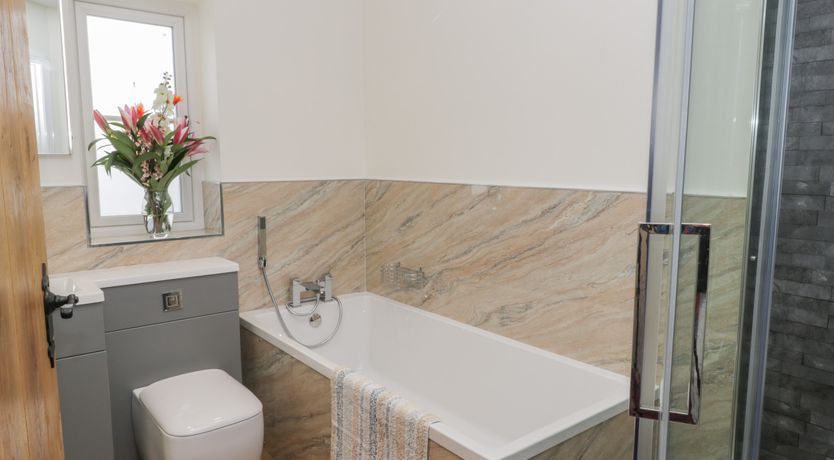 Photo of Shipswheel Cottage at Broadings Farm