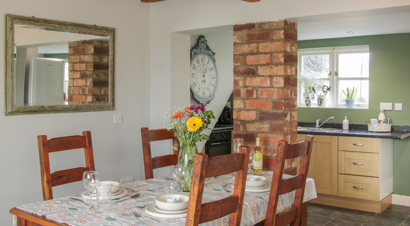 Photo of 1 Royal Oak Cottages