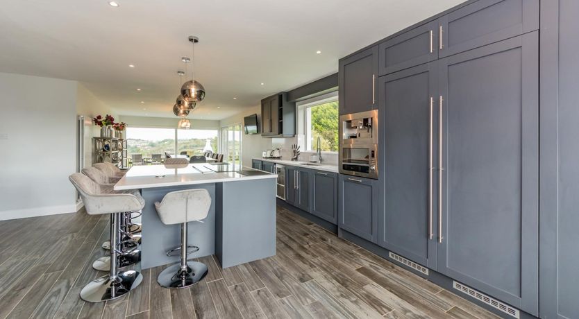 Photo of Marina Views, Kinsale , sleeps 20 guests 