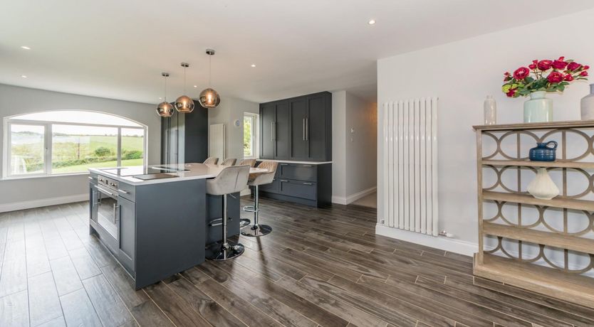 Photo of Marina Views, Kinsale , sleeps 20 guests 