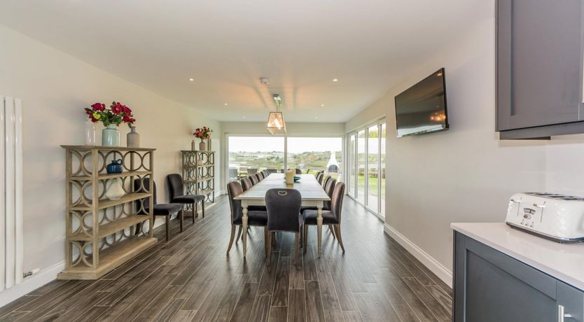 Photo of Marina Views, Kinsale , sleeps 20 guests 