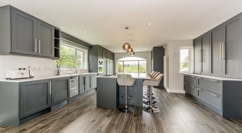 Photo of Marina Views, Kinsale , sleeps 20 guests 