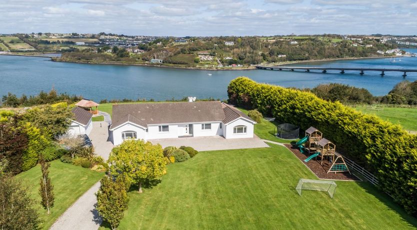 Photo of Marina Views, Kinsale , sleeps 20 guests 