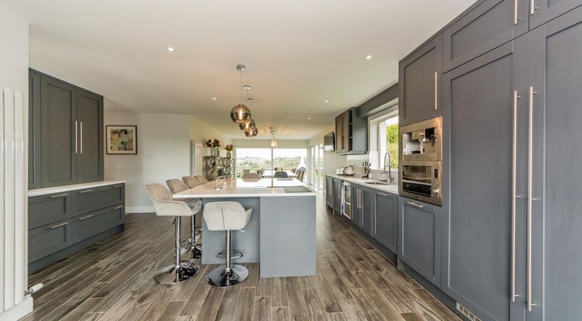 Photo of Marina Views, Kinsale , sleeps 20 guests 