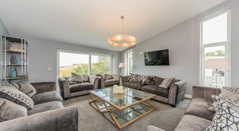 Photo of Riverviews, Kinsale, sleeps 21 guests