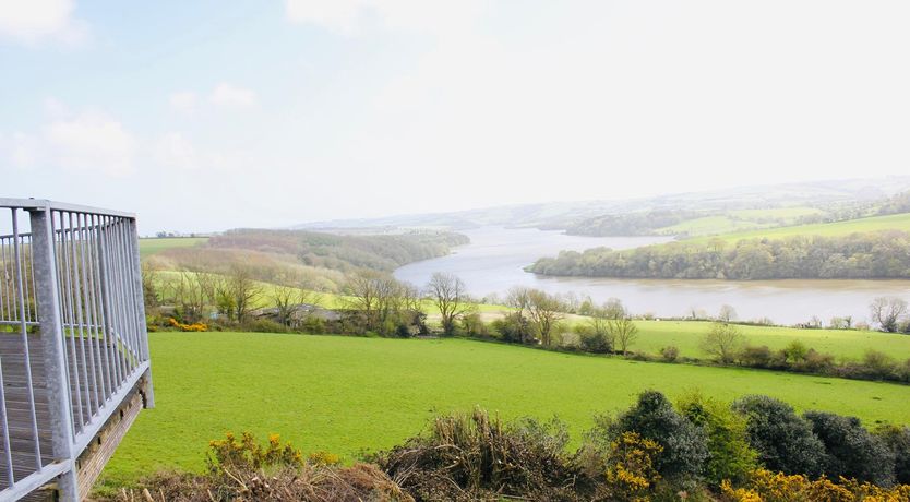 Photo of The Waterfront House 9 Mins drive to Kinsale sleeps 16 guests
