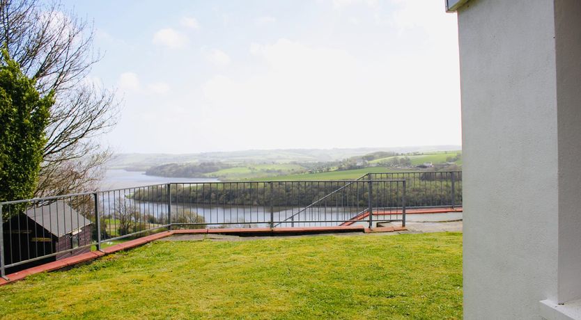 Photo of The Waterfront House 9 Mins drive to Kinsale sleeps 16 guests