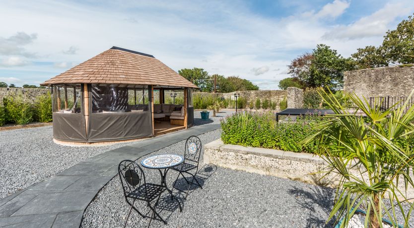 Photo of Ballywilliam House, Kinsale, sleeps 32 guests 