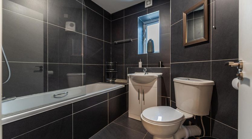 Photo of The Kinsale Town House, sleeps 16 guests 