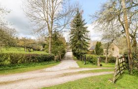 Photo of green-farm-cottage