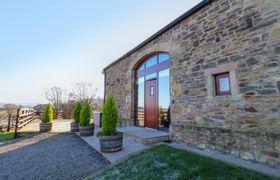 Photo of hill-brook-barn