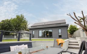 Photo of Maes Llwyd