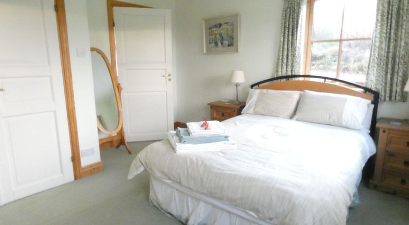 Photo of Kintaline House -spacious quality whole house