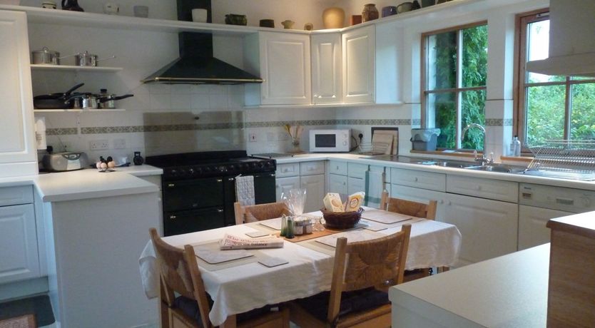 Photo of Kintaline House -spacious quality whole house