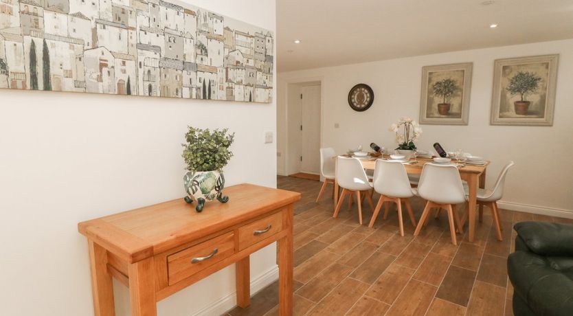 Photo of Oak Cottage