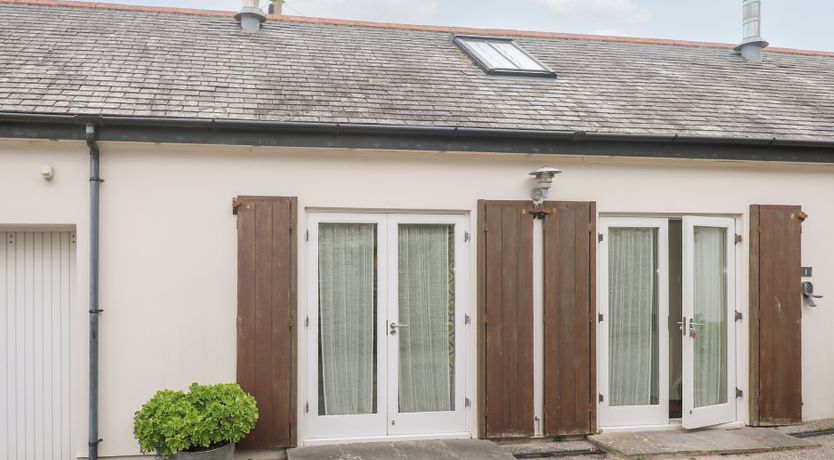 Photo of No 1 The Hinges