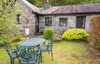 Tyn Y Ffynnon Holiday Cottage