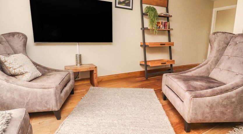 Photo of 9 Riverside Walk