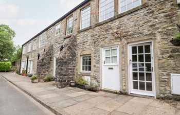 9 Riverside Walk Apartment