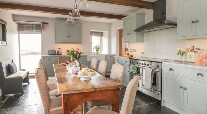 Photo of Crane Field Laithe