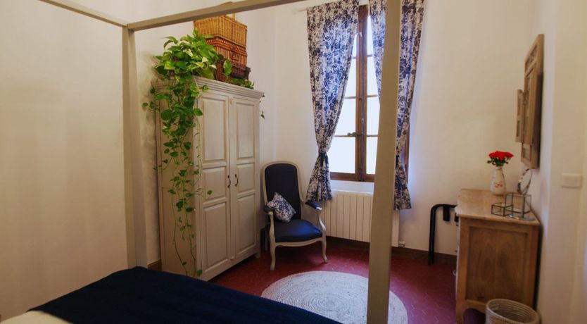 Photo of Cent Cinq 2 - your home from home in the Luberon