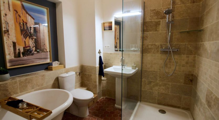 Photo of Cent Cinq 2 - your home from home in the Luberon