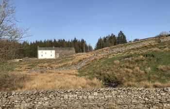 Baugh Fell View  Holiday Cottage