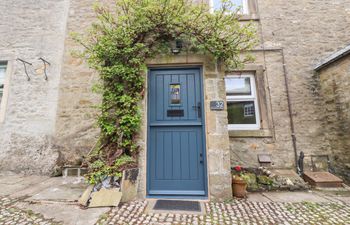 Sunny Mount Cottage Holiday Cottage