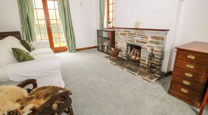 Photo of Thrushel Cottage