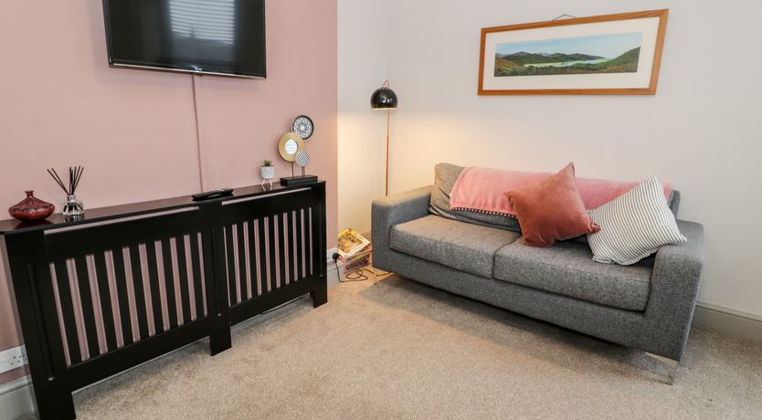 Photo of Rose Suite