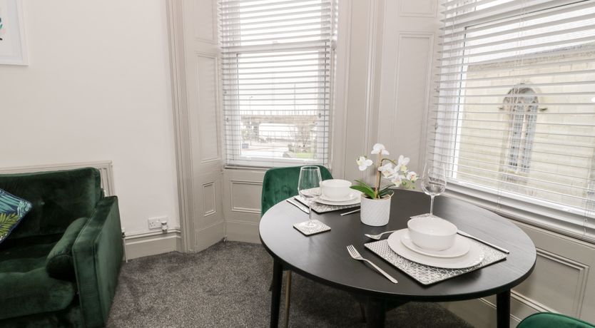Photo of Emerald Suite