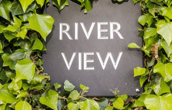 Riverview Holiday Cottage