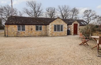 Peewit Barn Holiday Cottage