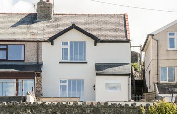 4 Anglesey Road Holiday Cottage