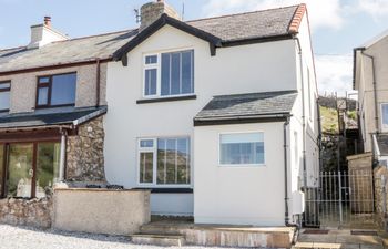 4 Anglesey Road Holiday Cottage