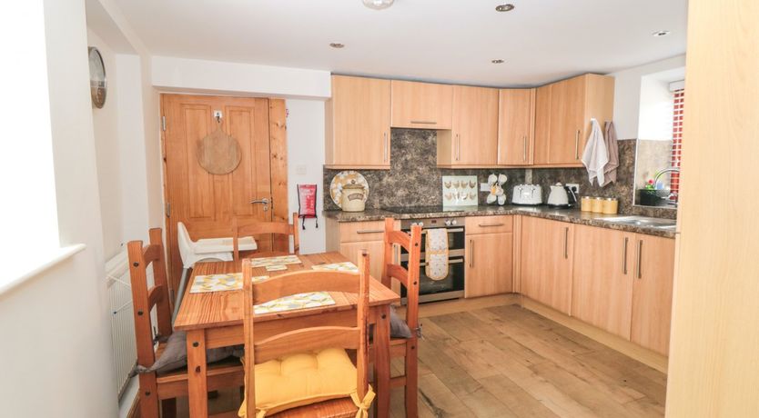 Photo of Farm Yard Cottage