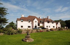 Photo of luxury-connemara-mansion