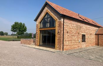 Old Willow Barn Holiday Cottage