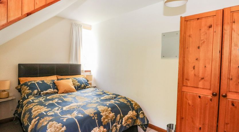 Photo of Upper Brackendale