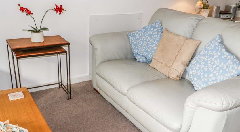 Photo of 19 Honicombe Park