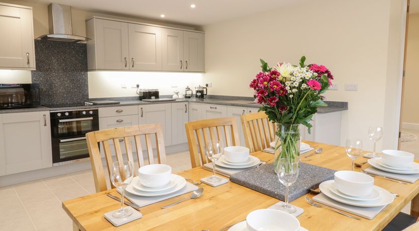 Photo of Hen Dy Bryn Mawndy