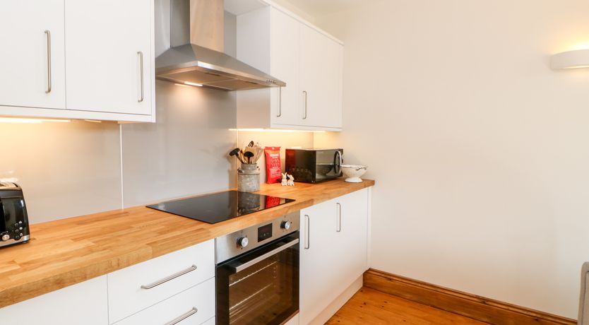 Photo of 2 Chews Cottage