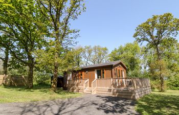 Dove Lodge Holiday Cottage