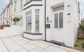 Photo of 76A Mackworth Road