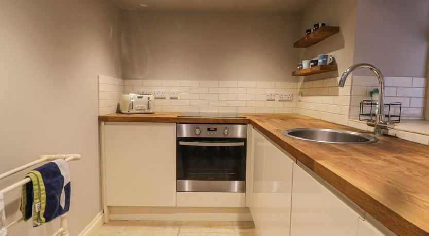 Photo of Dunning, The Mount