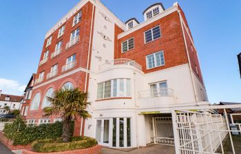 Sail Away, 17 Union Mill Apartment