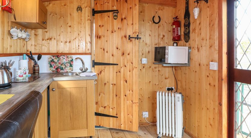 Photo of Packhorse Shepherd’s Hut