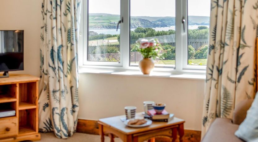 Photo of 2 Bed in Kingsbridge